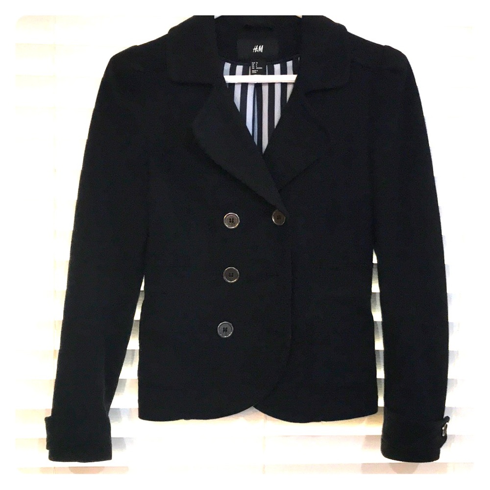 Amazing H&M black blazer jacket. Sz 4